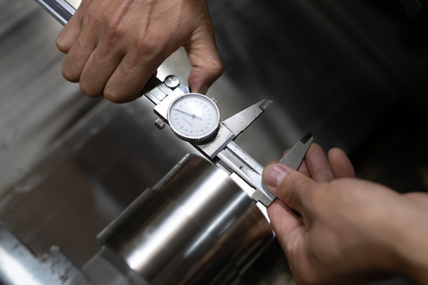 コバルト合金は加工が難しいですか?