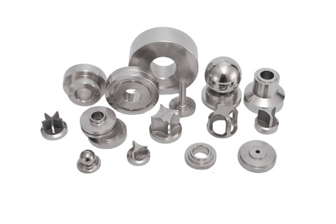 صمام التجانس: سبيكة 20 مقابل كربيد التنغستن