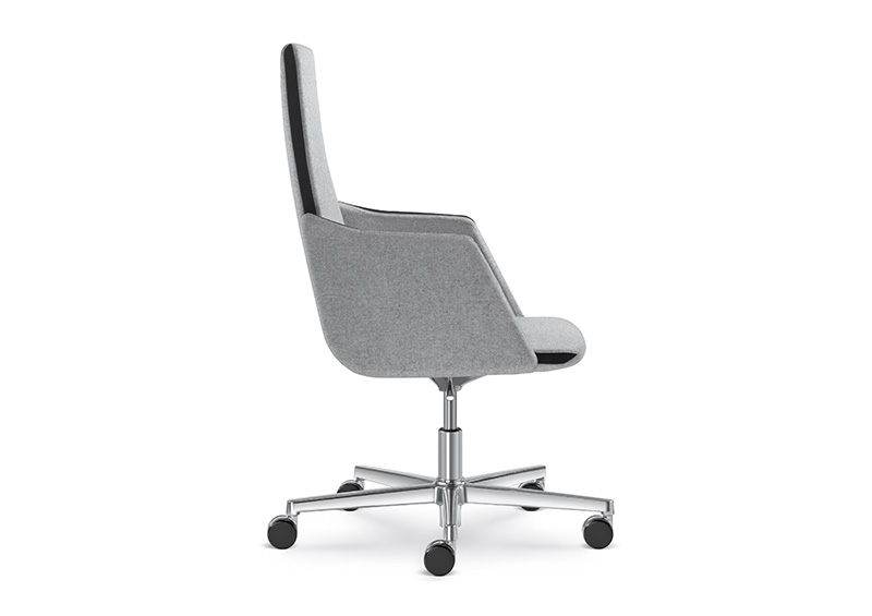 Hansen Leather chair