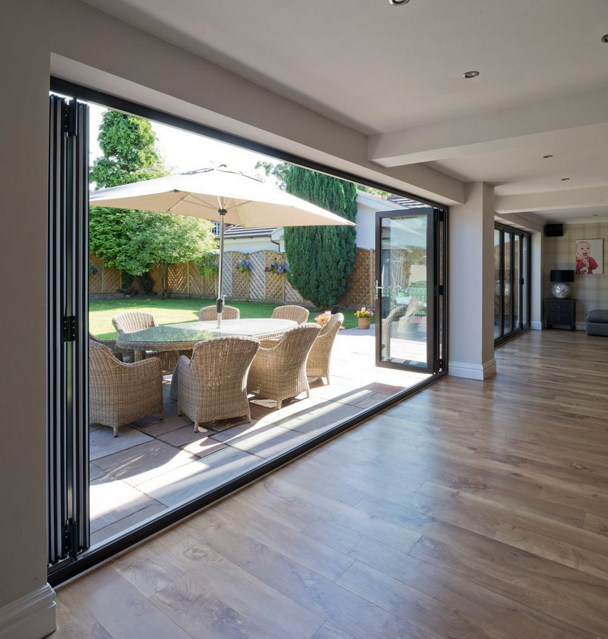 sliding door