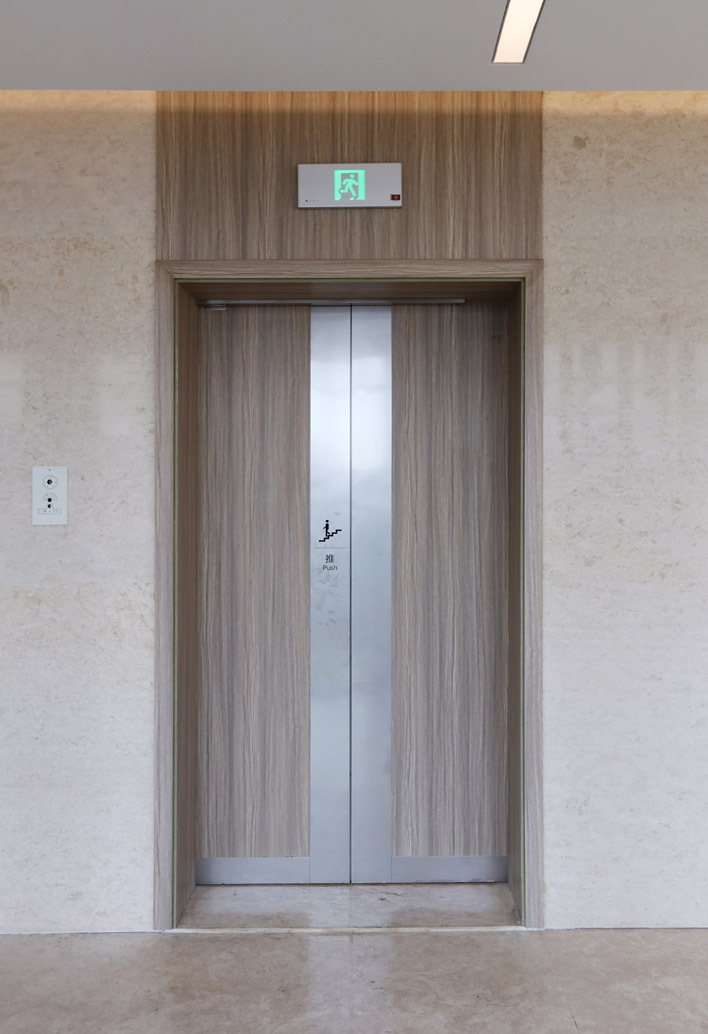 BS Certified Wooden Fire Door for Fire Rated Buildings