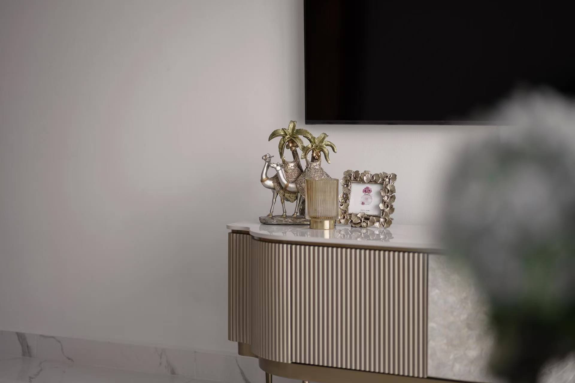 Custom Kitchen Cabinets - Tailored to Your Space & Style