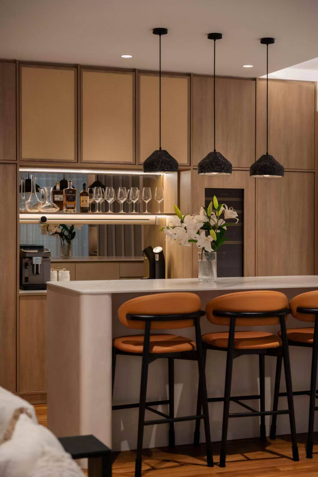 Custom Living Room Cabinets: Tailored Storage Solutions