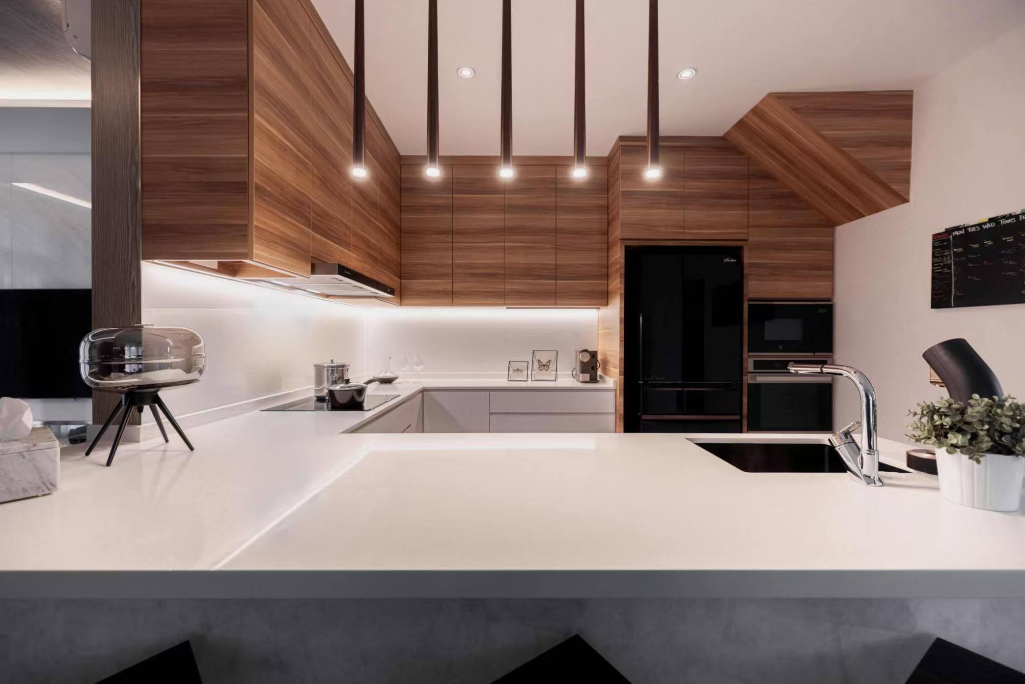 Space-saving custom cabinets for Singapore private apartments