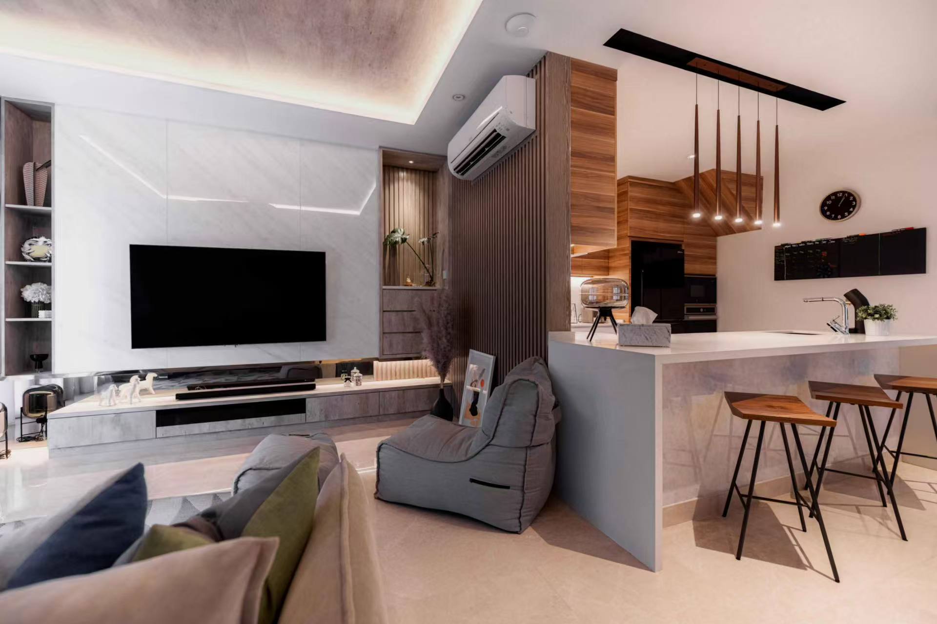 Space-saving custom cabinets for Singapore private apartments