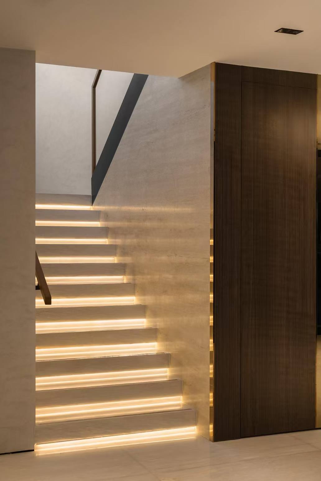 Tailored bedroom cabinets