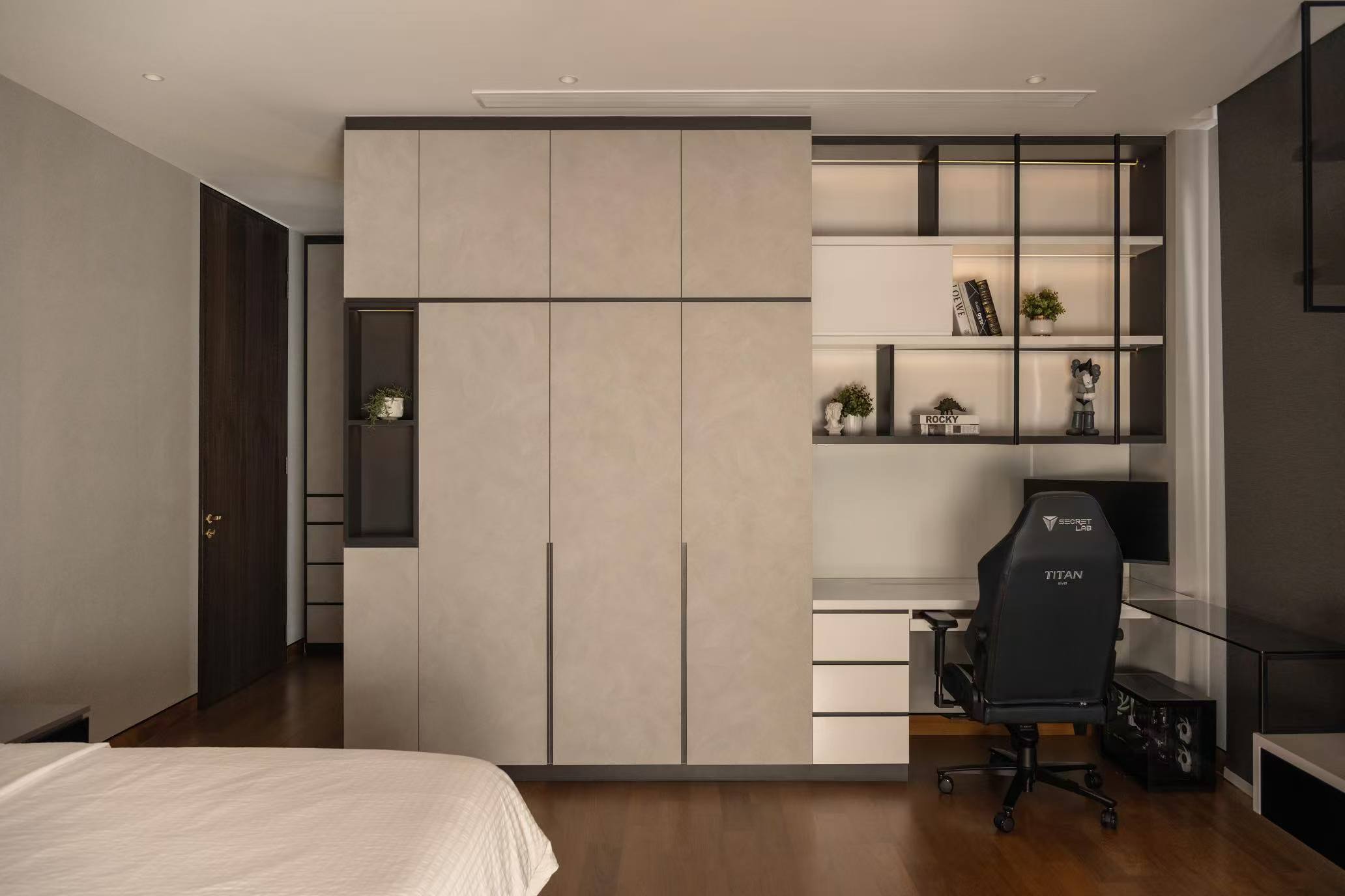 Tailored bedroom cabinets
