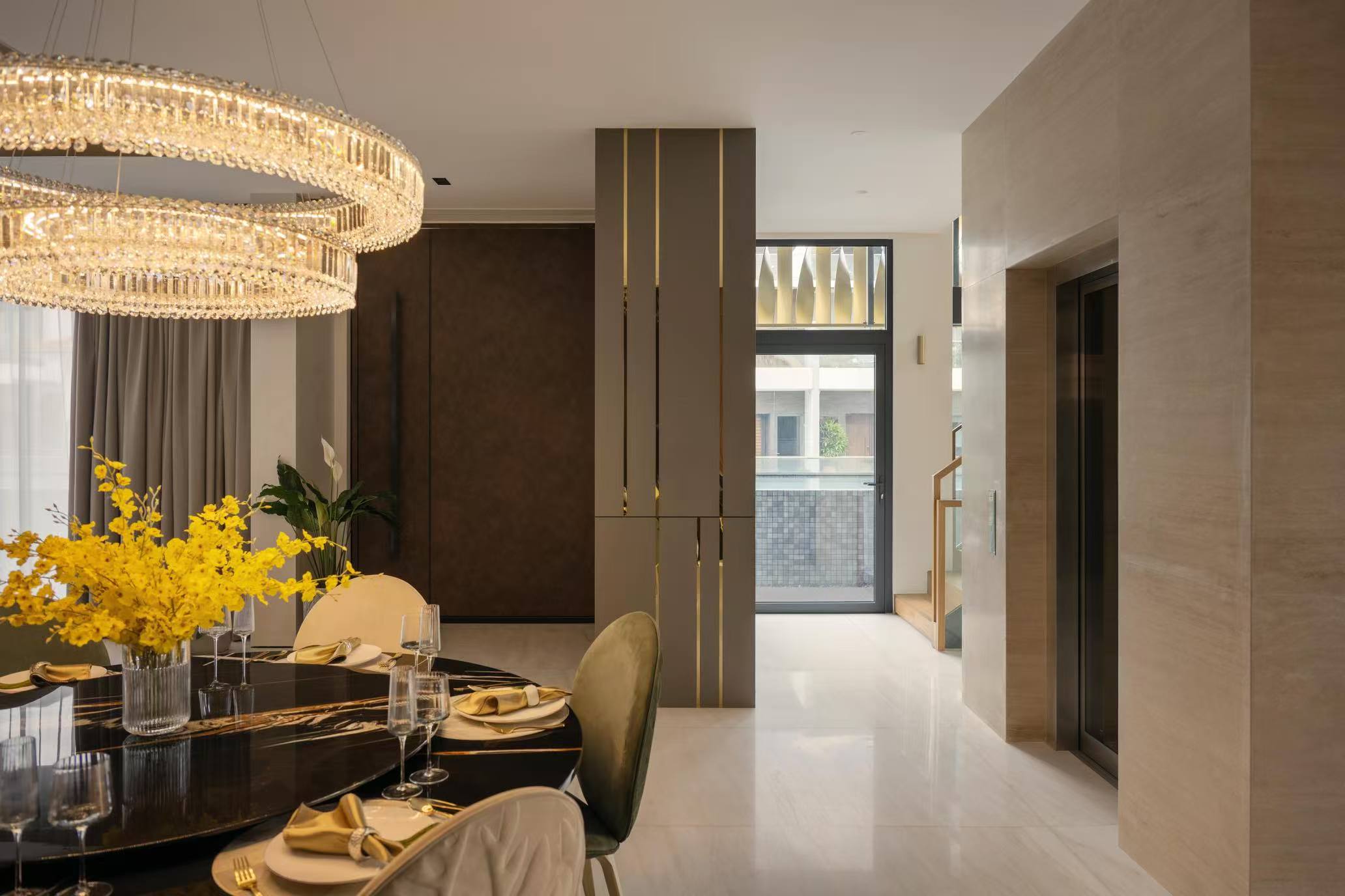 Private home living room cabinet design Singapore