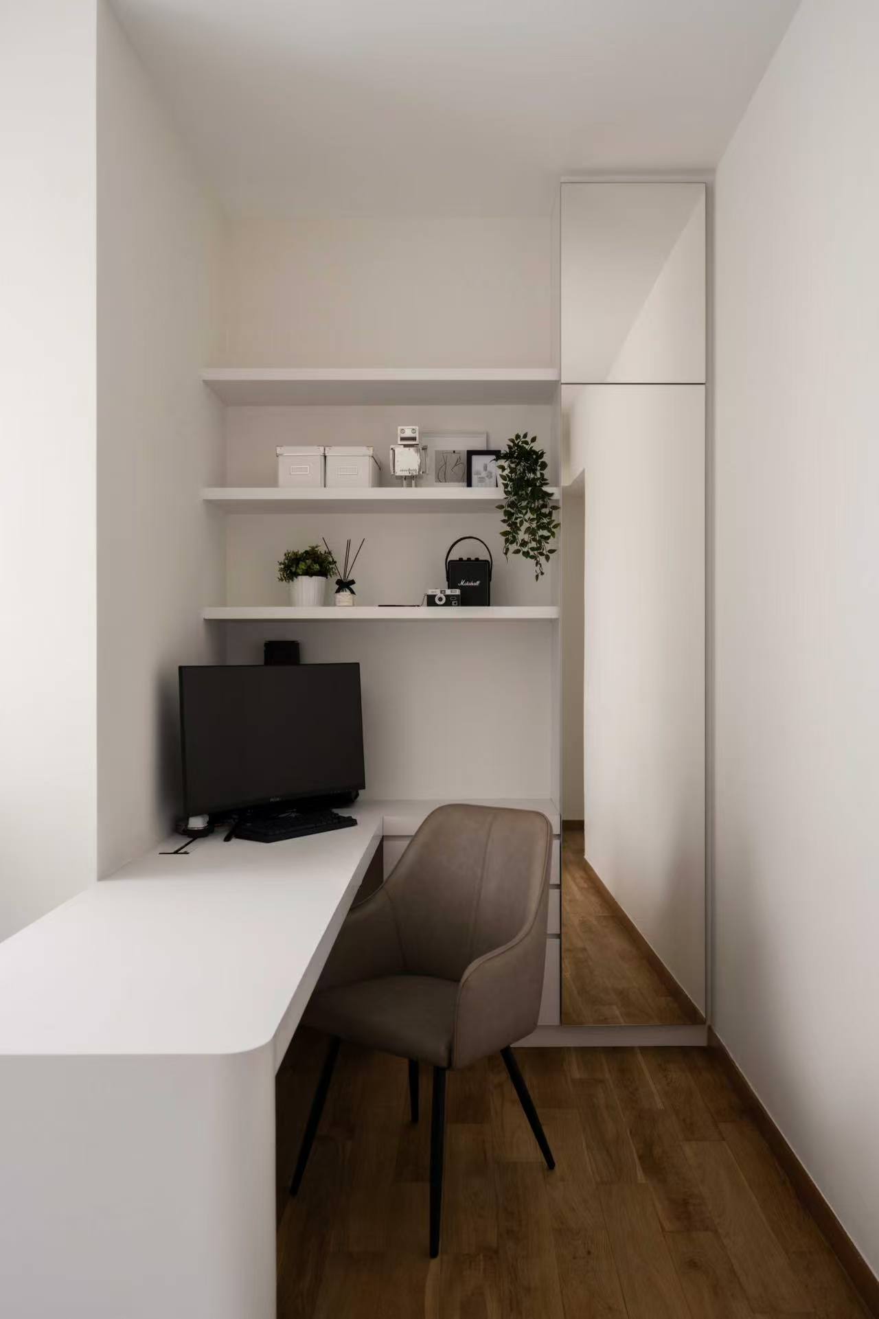 Singapore Condo Custom Cabinets - Moisture-Proof & FSC Certified Premium Quality