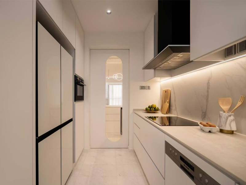 சிங்கப்பூர் காண்டோ தனிப்பயன் அலமாரிகள்