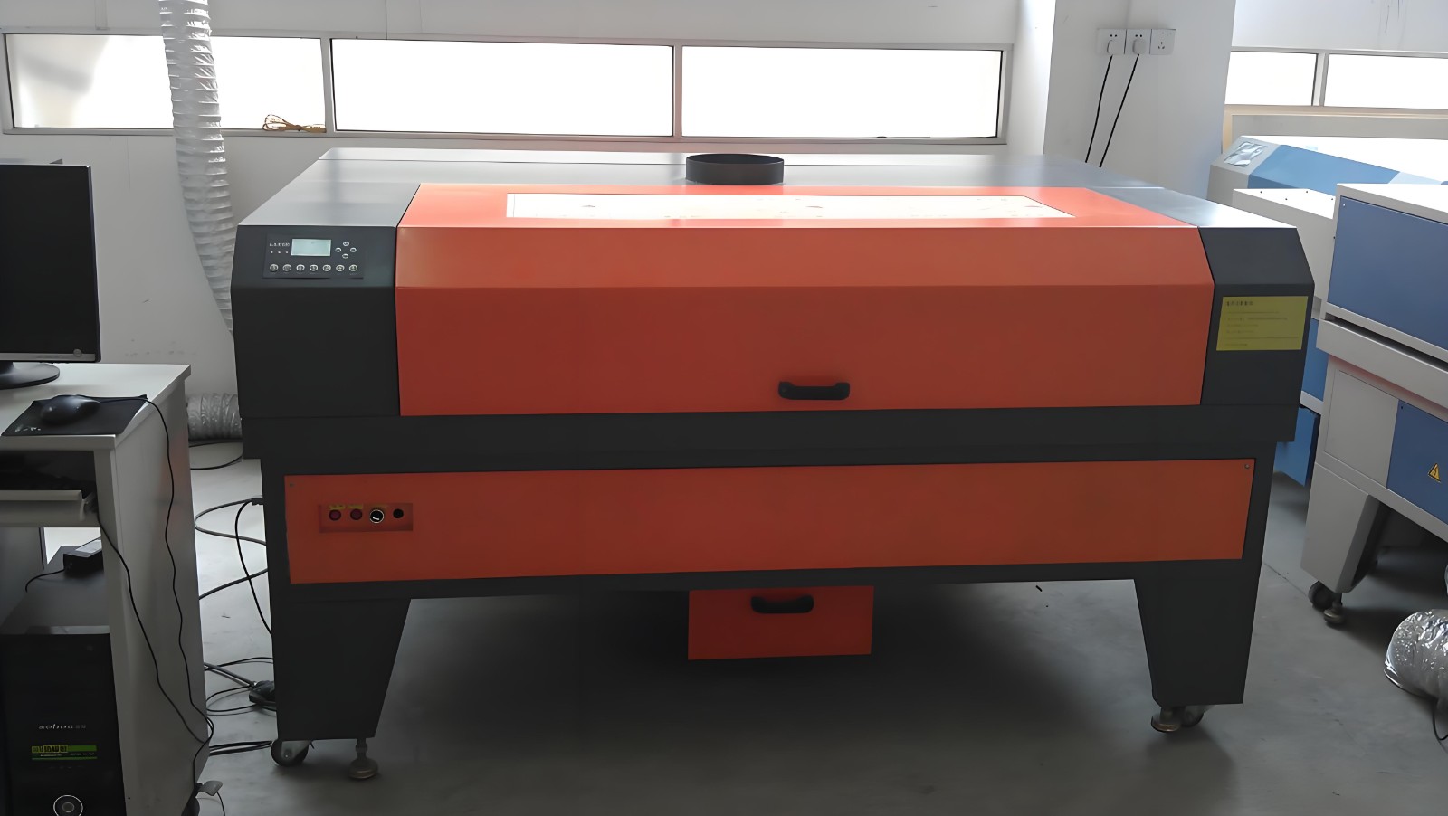 Laser engraving machine​​