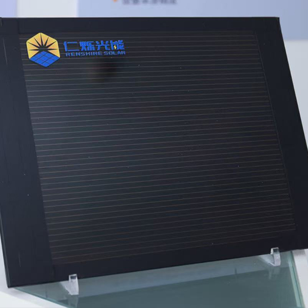 ペロブスカイトレーザー生産ライン