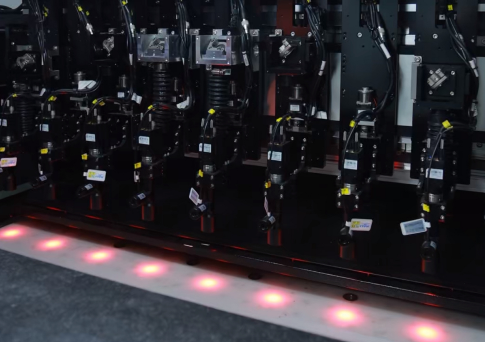 Ultrafast laser precision cutting​