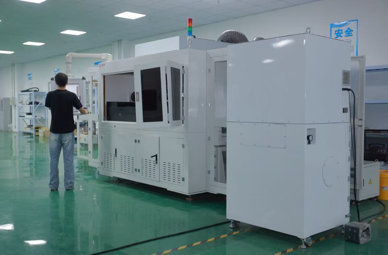 Comparative Study: Roll-to-Roll Laser Scribing & Edge-Cleaning System vs. Traditional Processes in the Printing Industry