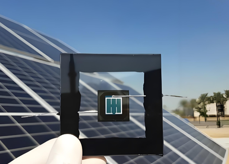 How Solar Cells Enter Daily Life? Lecheng’s flexible thin-film laser technology enables bendable solar cells for backpacks, tents, and outdoor gear.