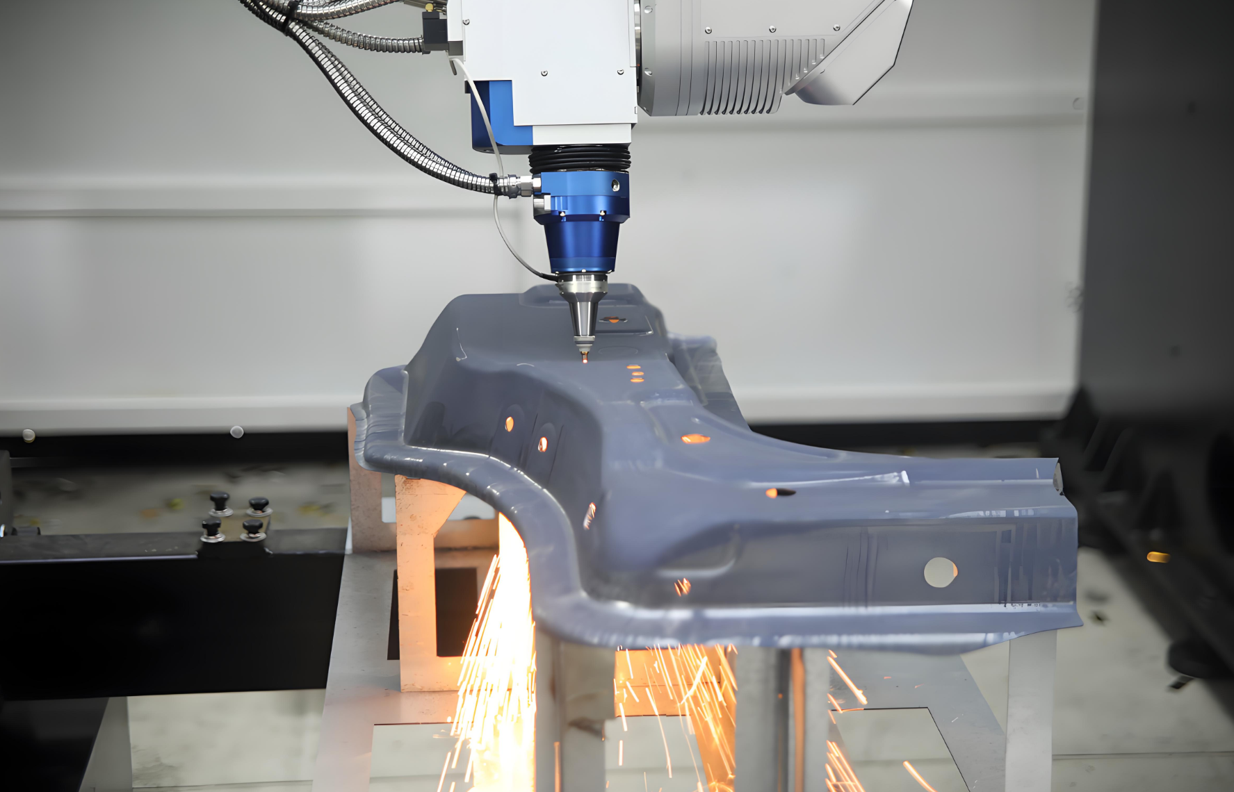 3D Laser Cutting for Automotive Applications