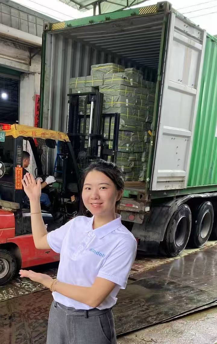 Loading the 40HQ