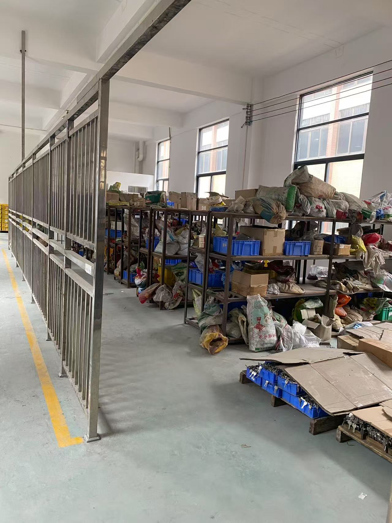 Semi-finished goods storage warehouse