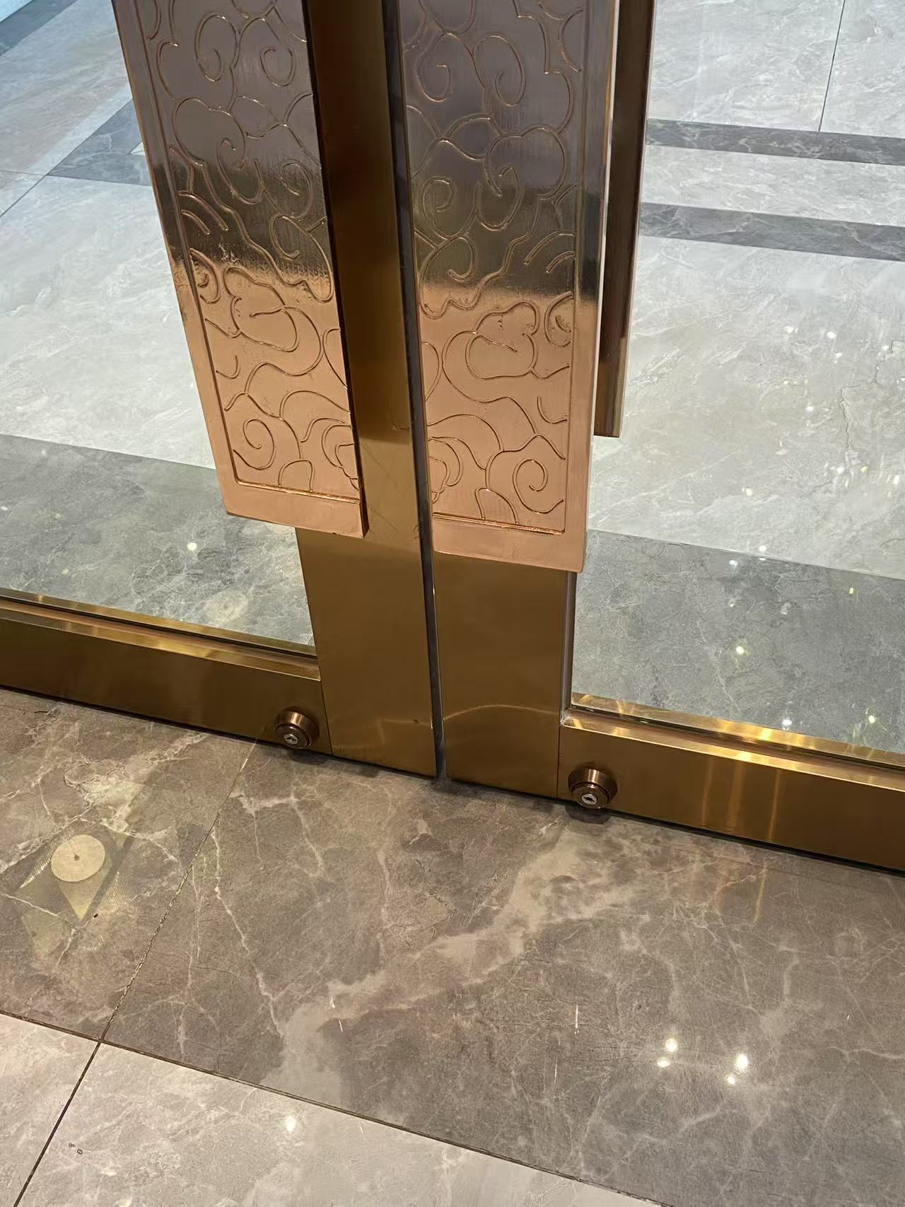 Customer hotel case