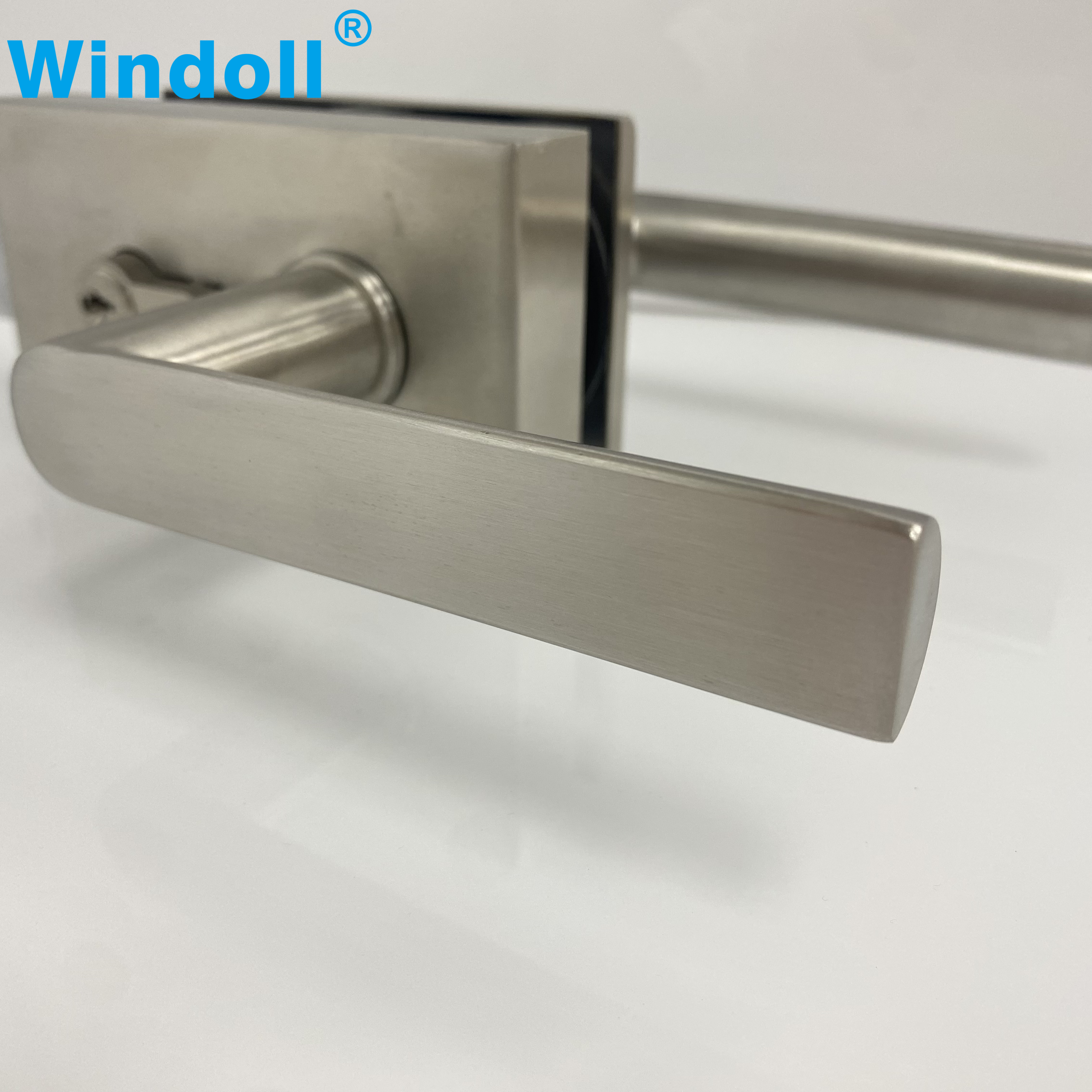 Square Ofiice Central Glass Door Handle Set With Lock Mechanism and Movable or Active Handle
