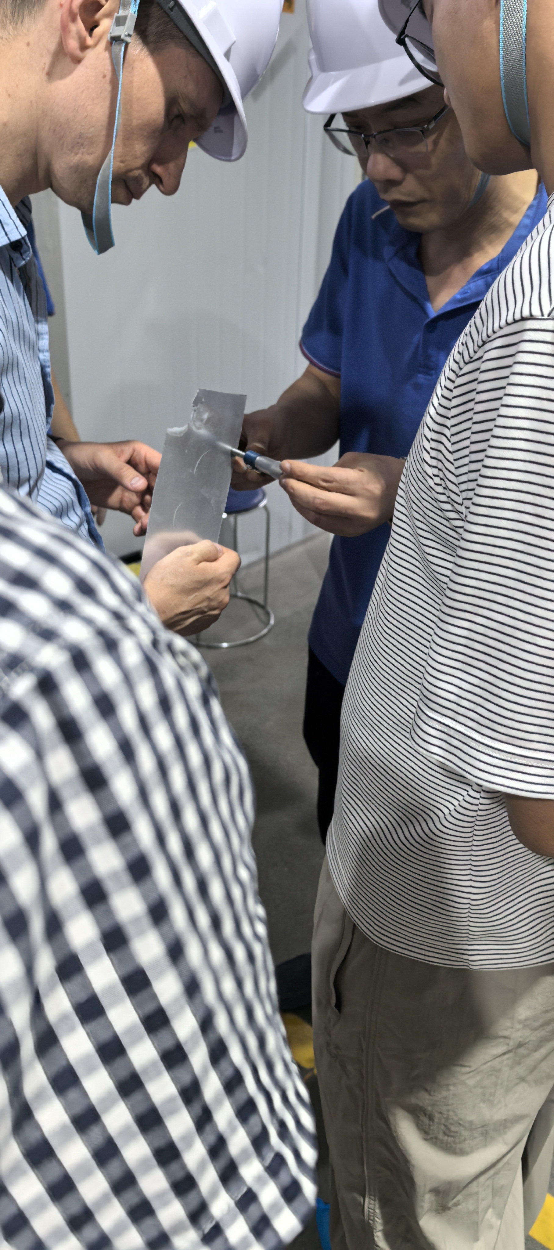 Thin film capacitor metal spraying
