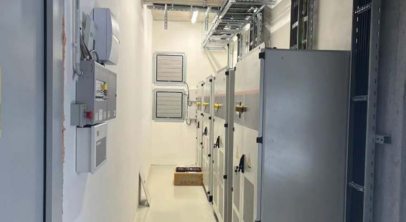 2.5MWh batteries