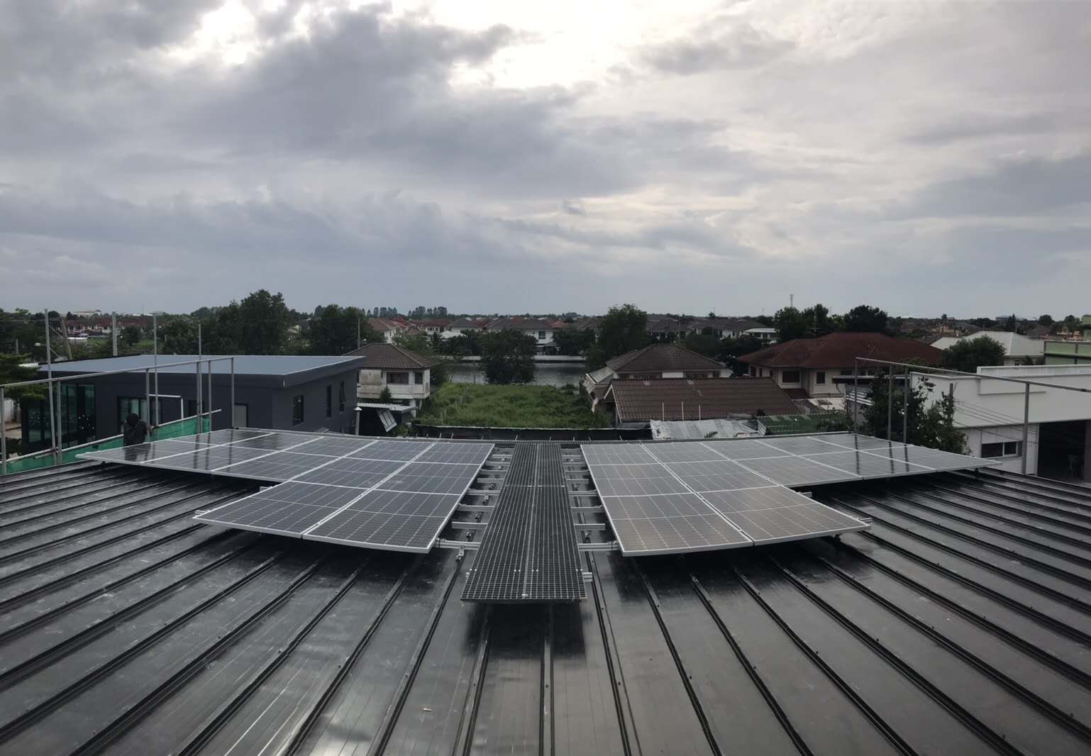 Metal Roof Solar Mounting System Metal Roof Solar Mounting System