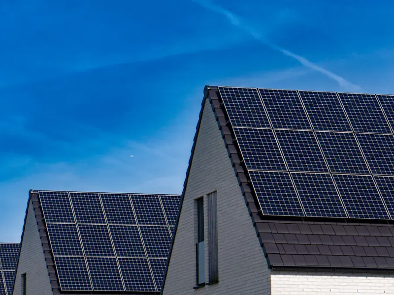 屋上に分散型太陽光発電システムを設置する3つの方法をご存知ですか？