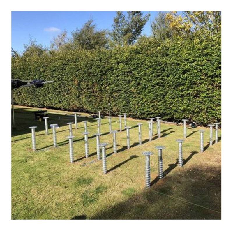 ソーラーパネルの地上設置用モジュラー式接地ネジキット（OEM向け）