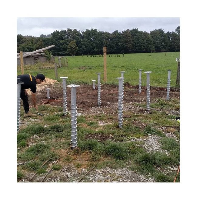 ソーラーパネルの地上設置用モジュラー式接地ネジキット（OEM向け）