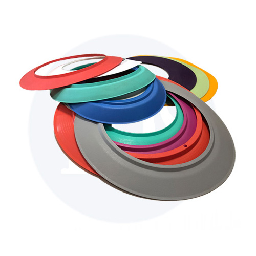 Plastic tray