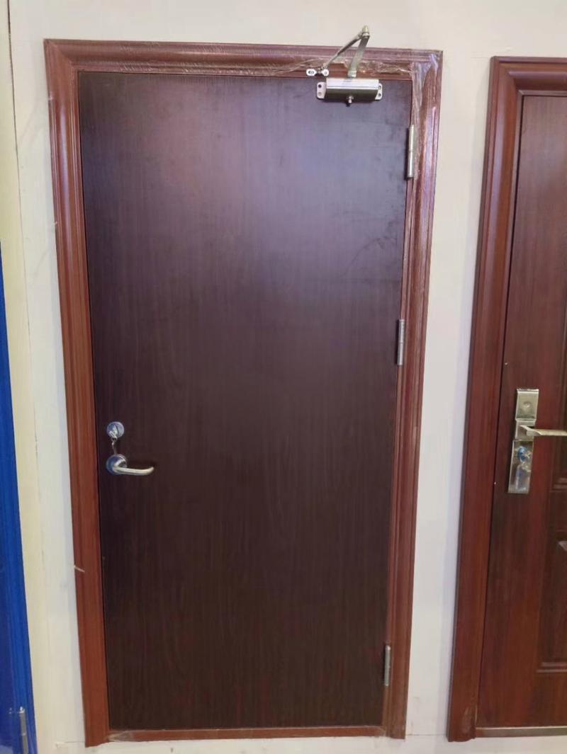 Heavy duty steel wooden fire rated door