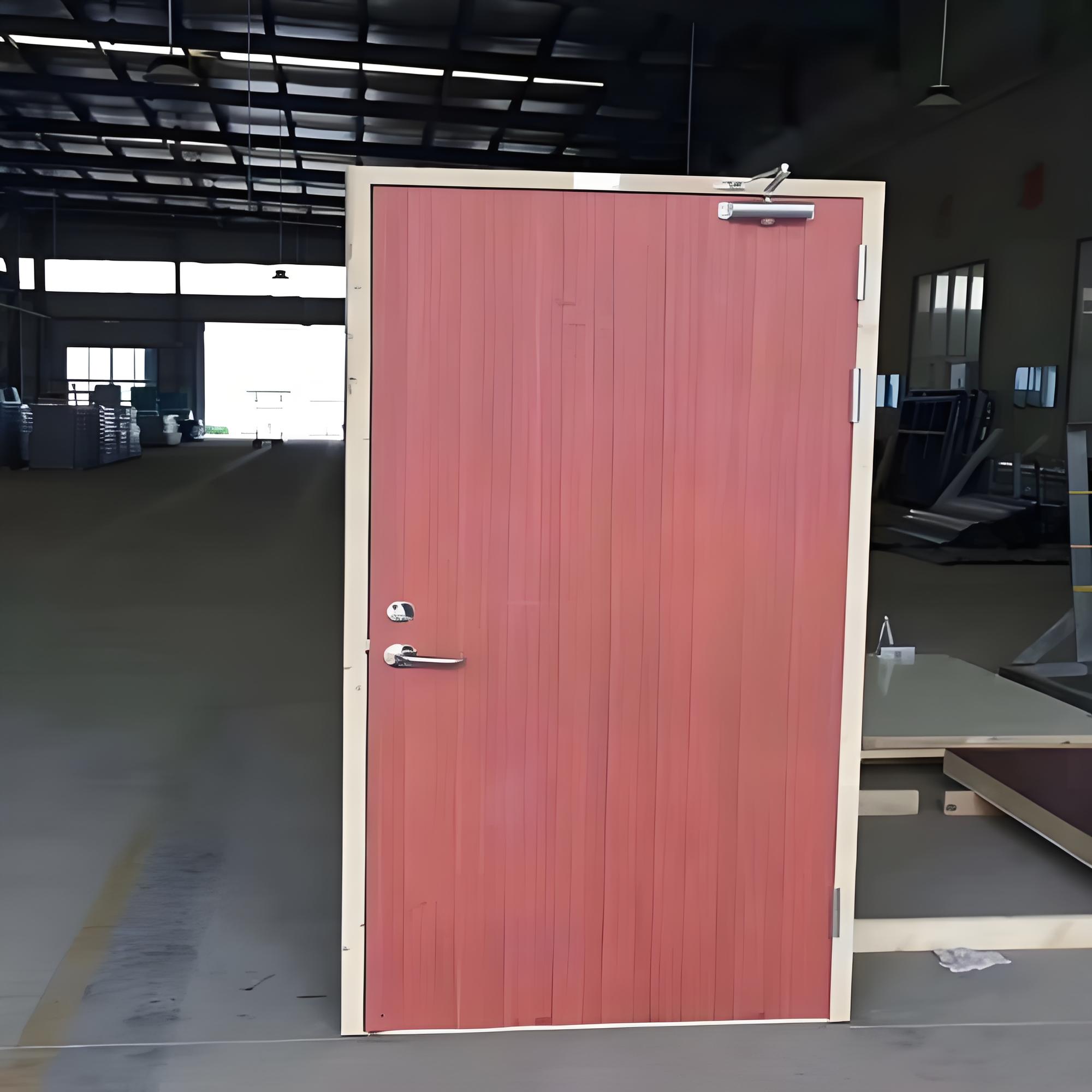 Standard fire resistant steel-wooden door