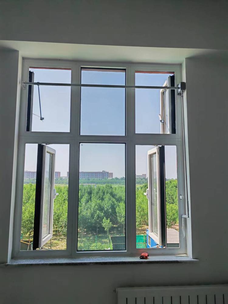 Non-insulated aluminum fire window
