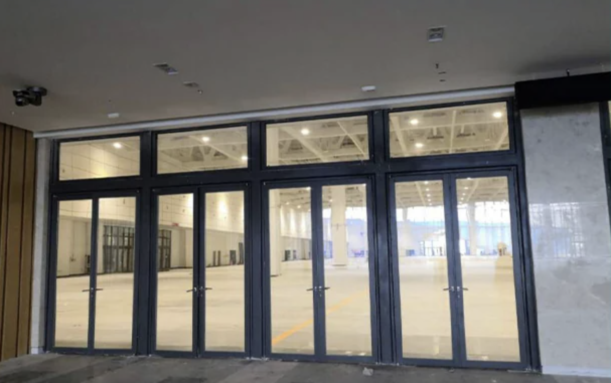 The Critical Role of Fire-Rated Glass Doors in Hospital Corridors