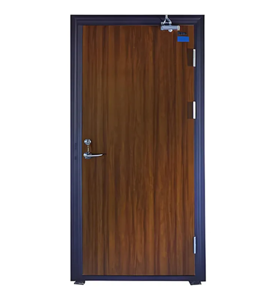 ¿Por qué las holguras de las puertas cortafuegos se vuelven demasiado grandes después de la instalación y qué deben comprobar primero los compradores?
