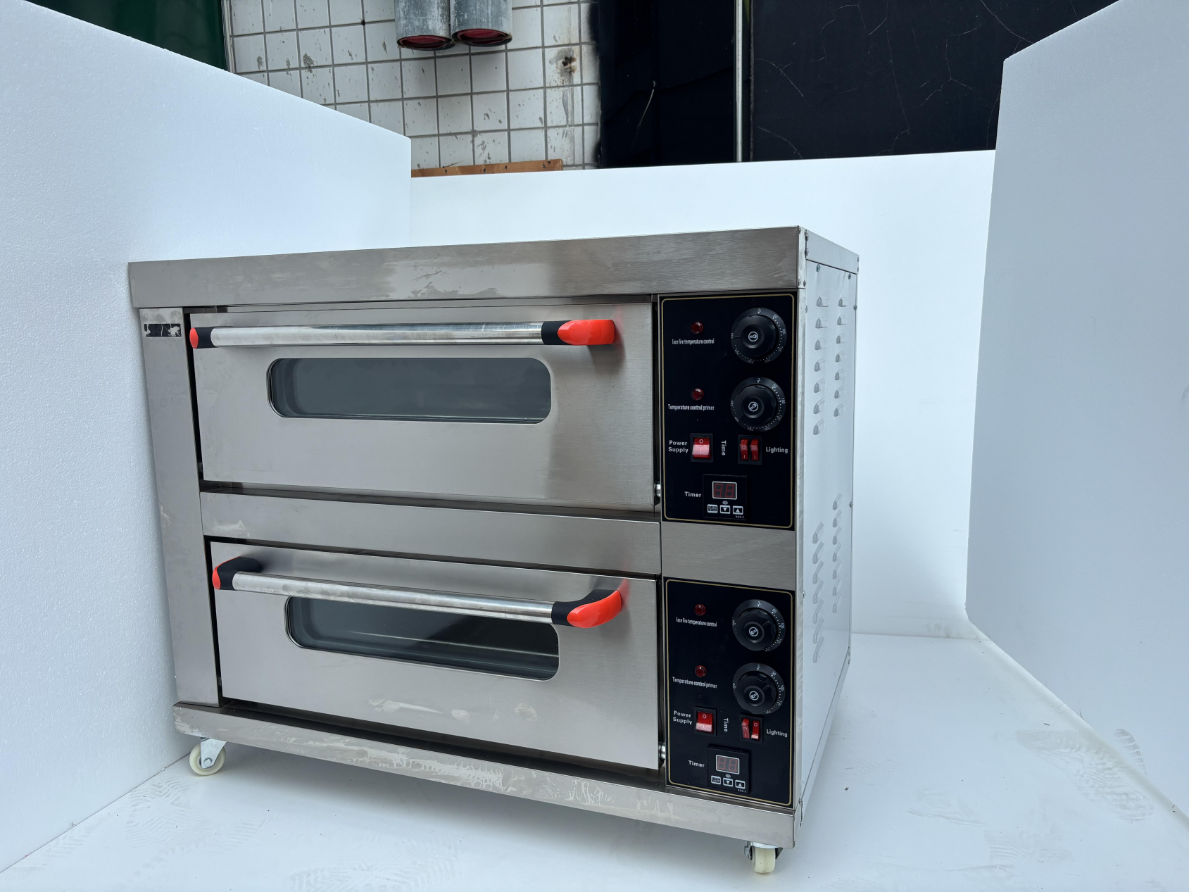 Baking Oven for Bread and Cake