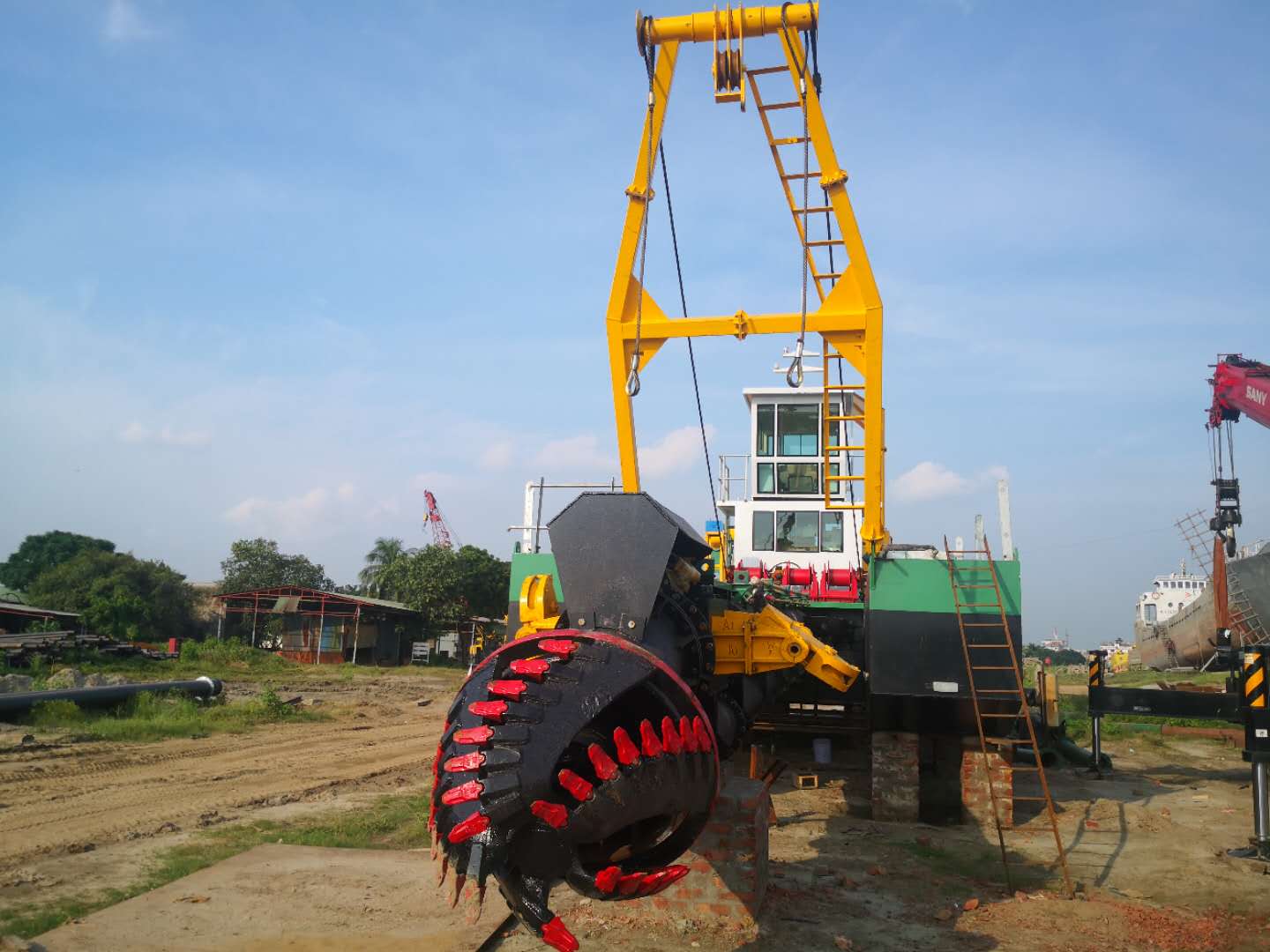 10 Inch Cutter Suction Dredger for river dredging and sand filling