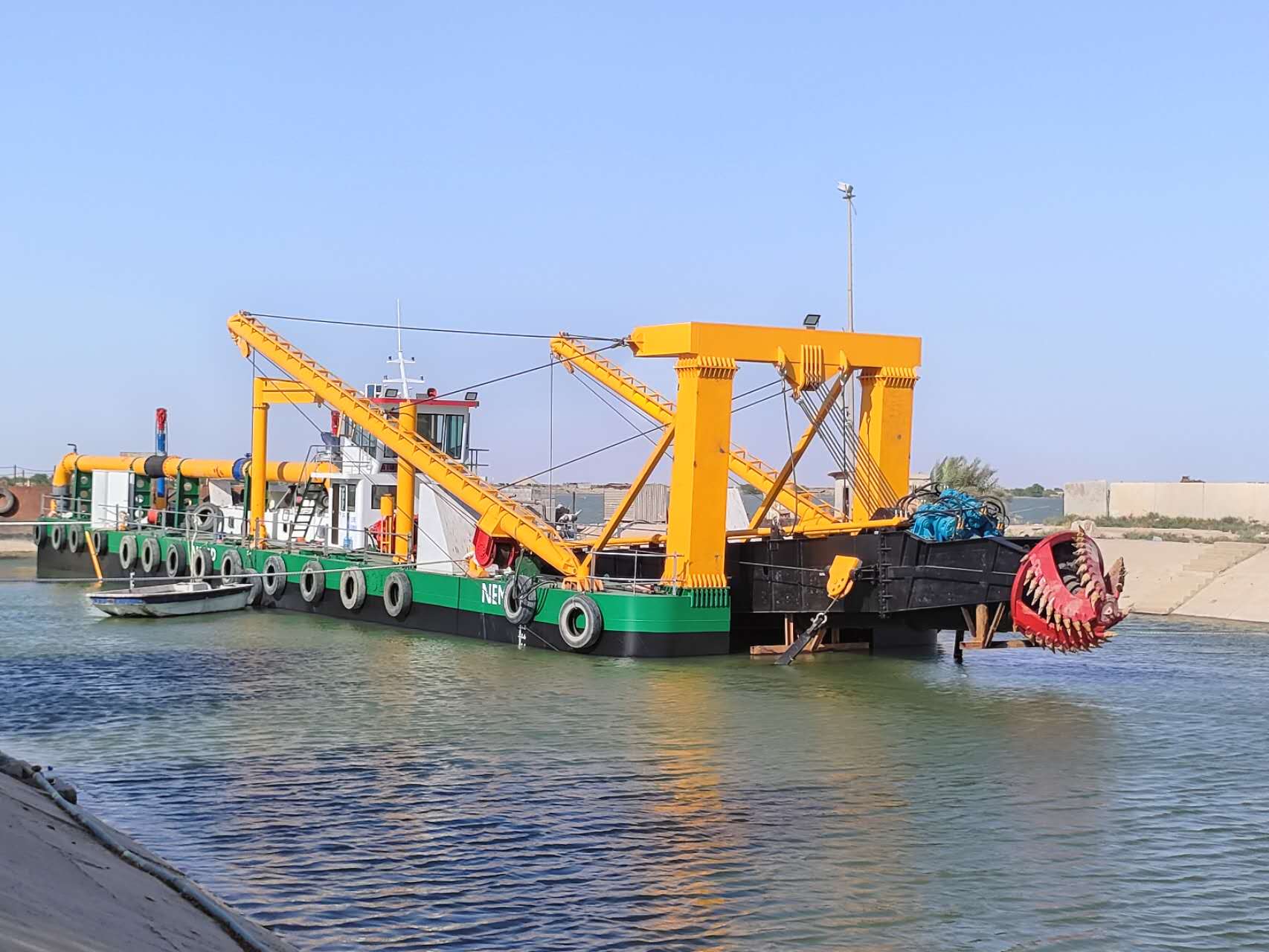30 Inch YLCSD 750 Cutter Suction Sand & Mud Dredger/Dredging Ship