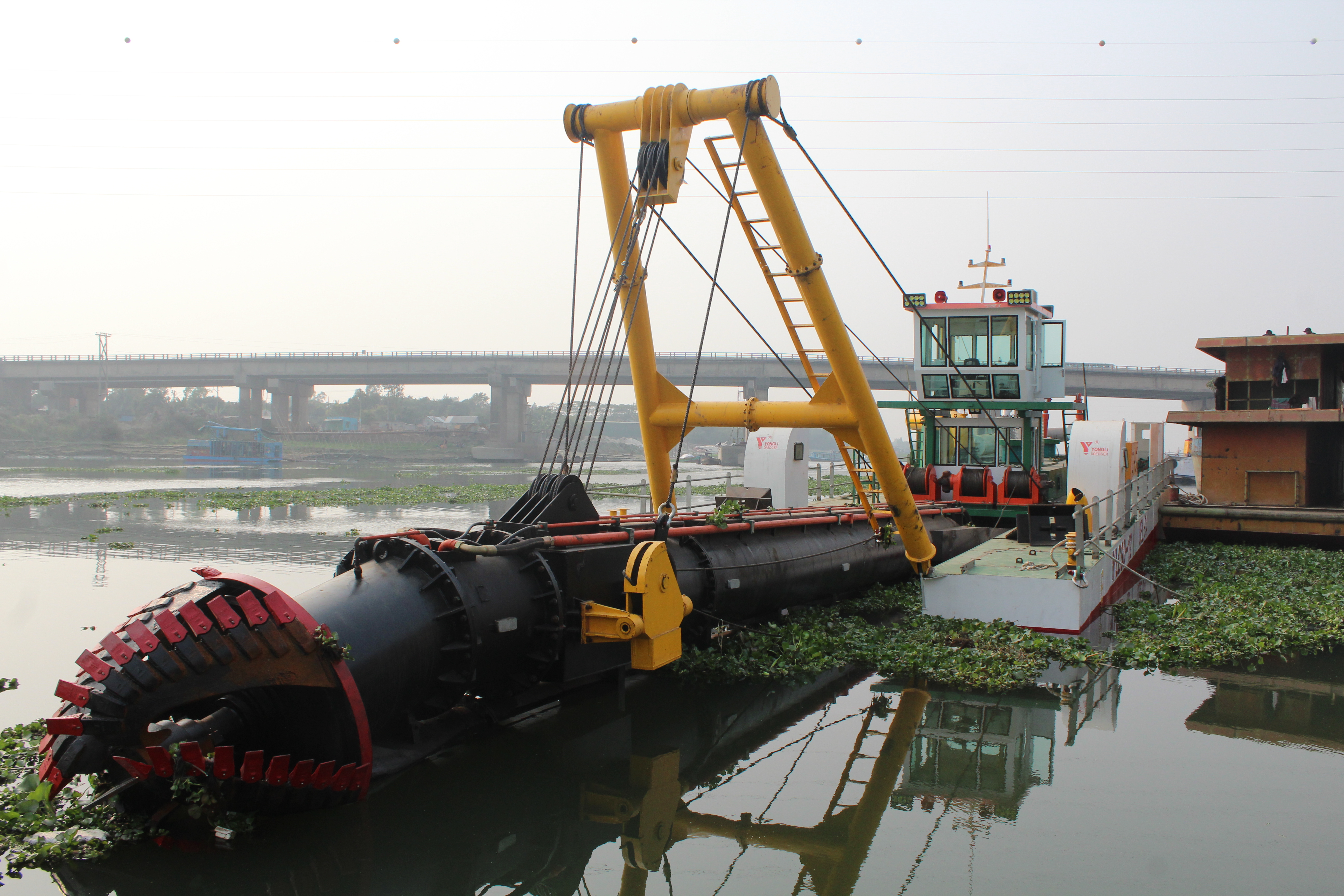 cutter suction dredging ship
