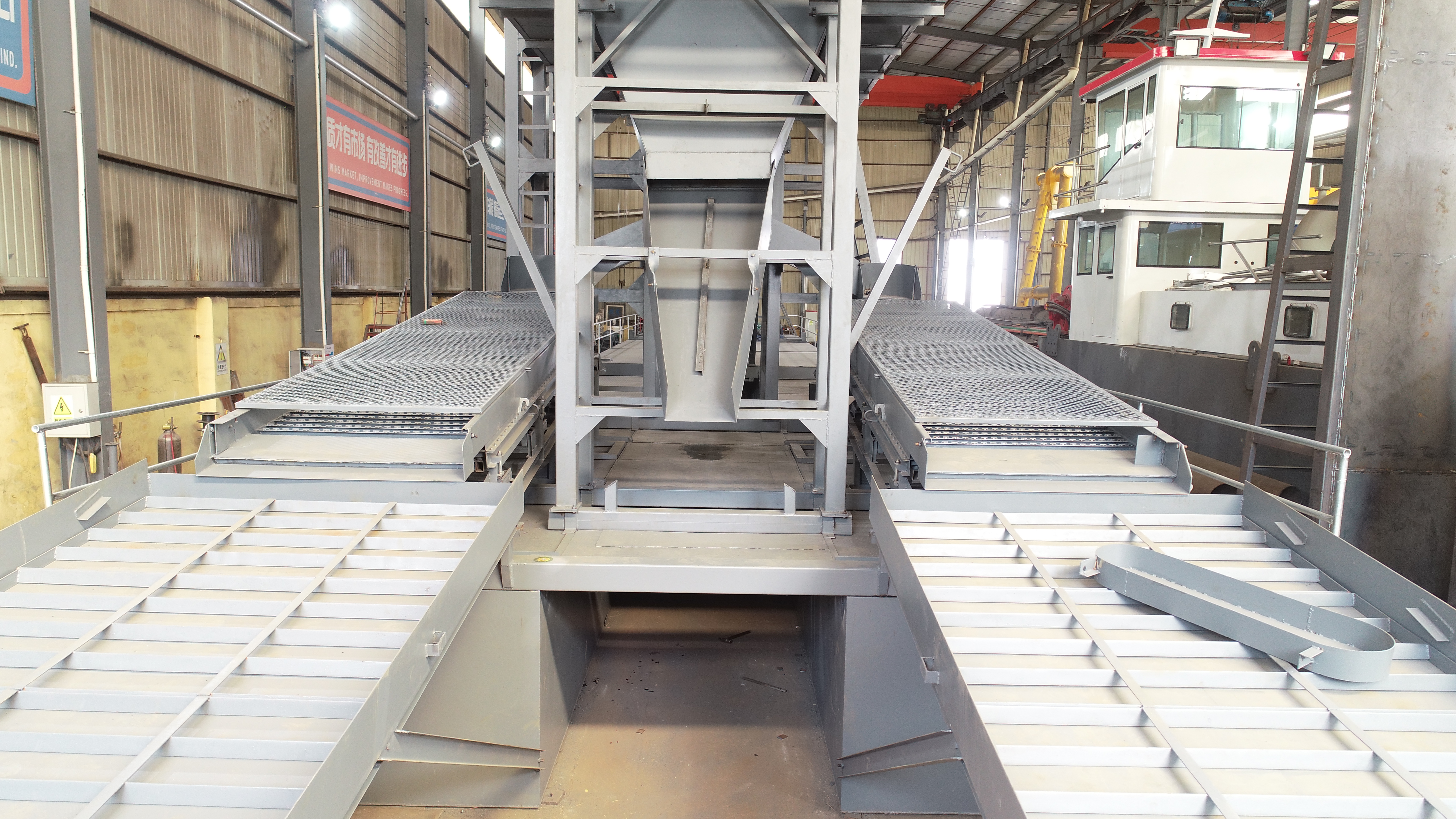 gold dredging machine