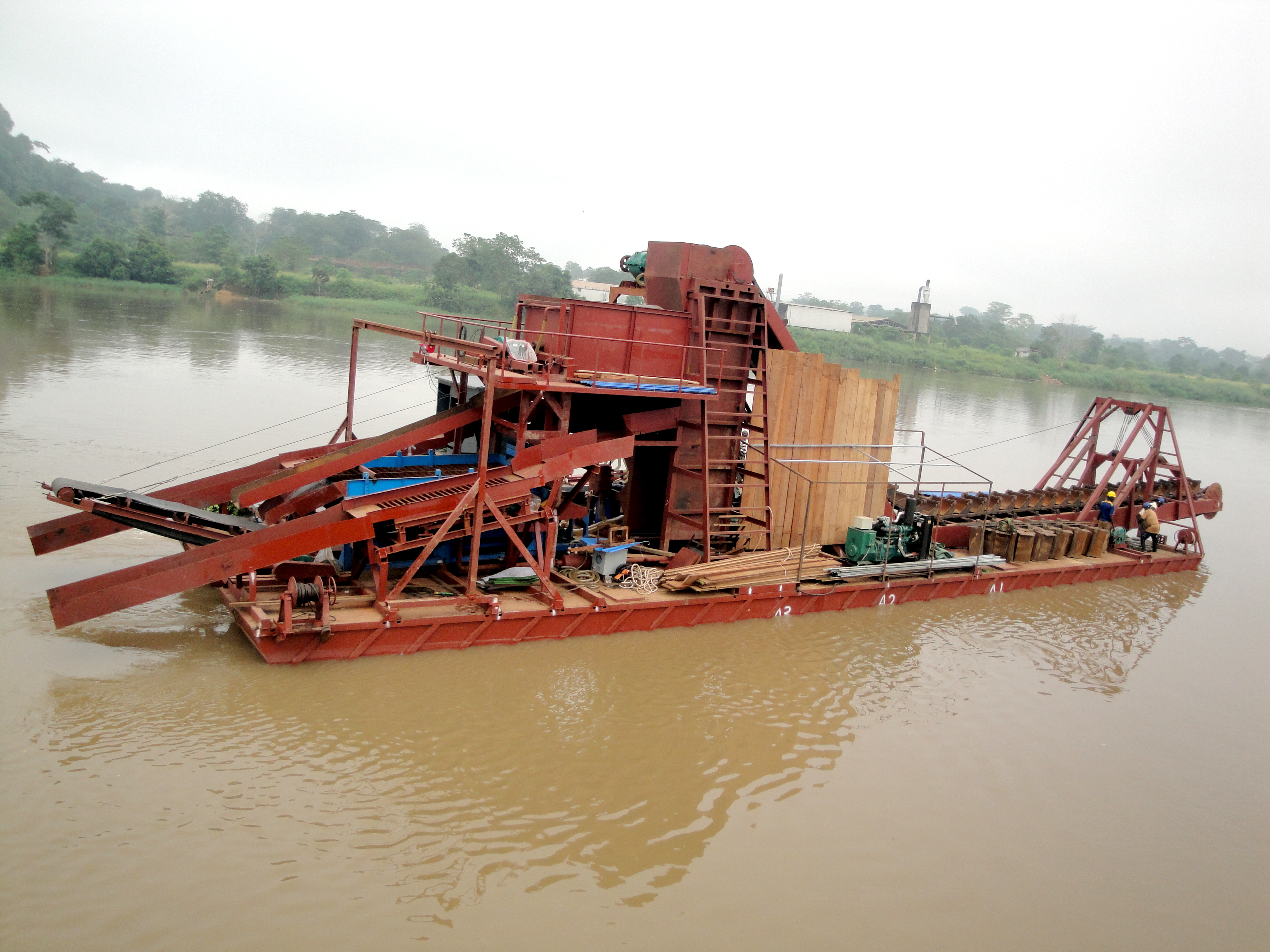 gold mining machinery and equipment Diggine device