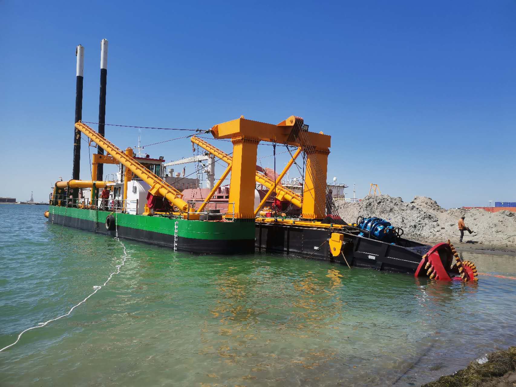 26 Inch YLCSD650 Cutter Suction Dredger/Dredging Ship 26 Inch YLCSD650 Cutter Suction Dredger/Dredging Ship