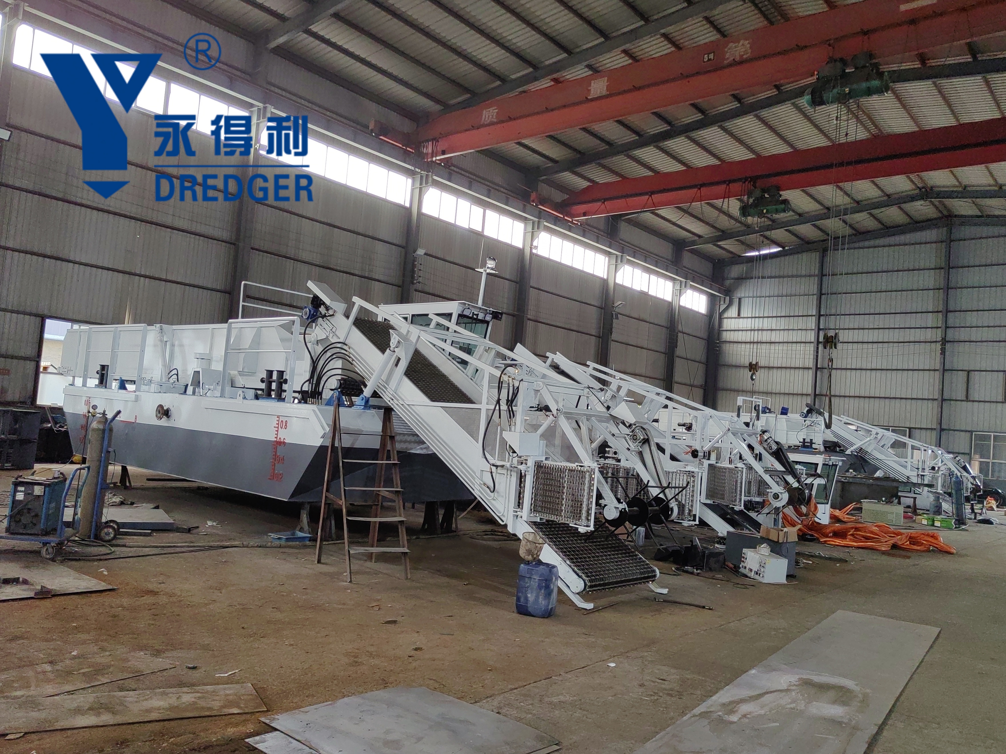 Water Hyacinth Weed Harvester for Cleaning Waterway Water Hyacinth Weed Harvester for Cleaning Waterway