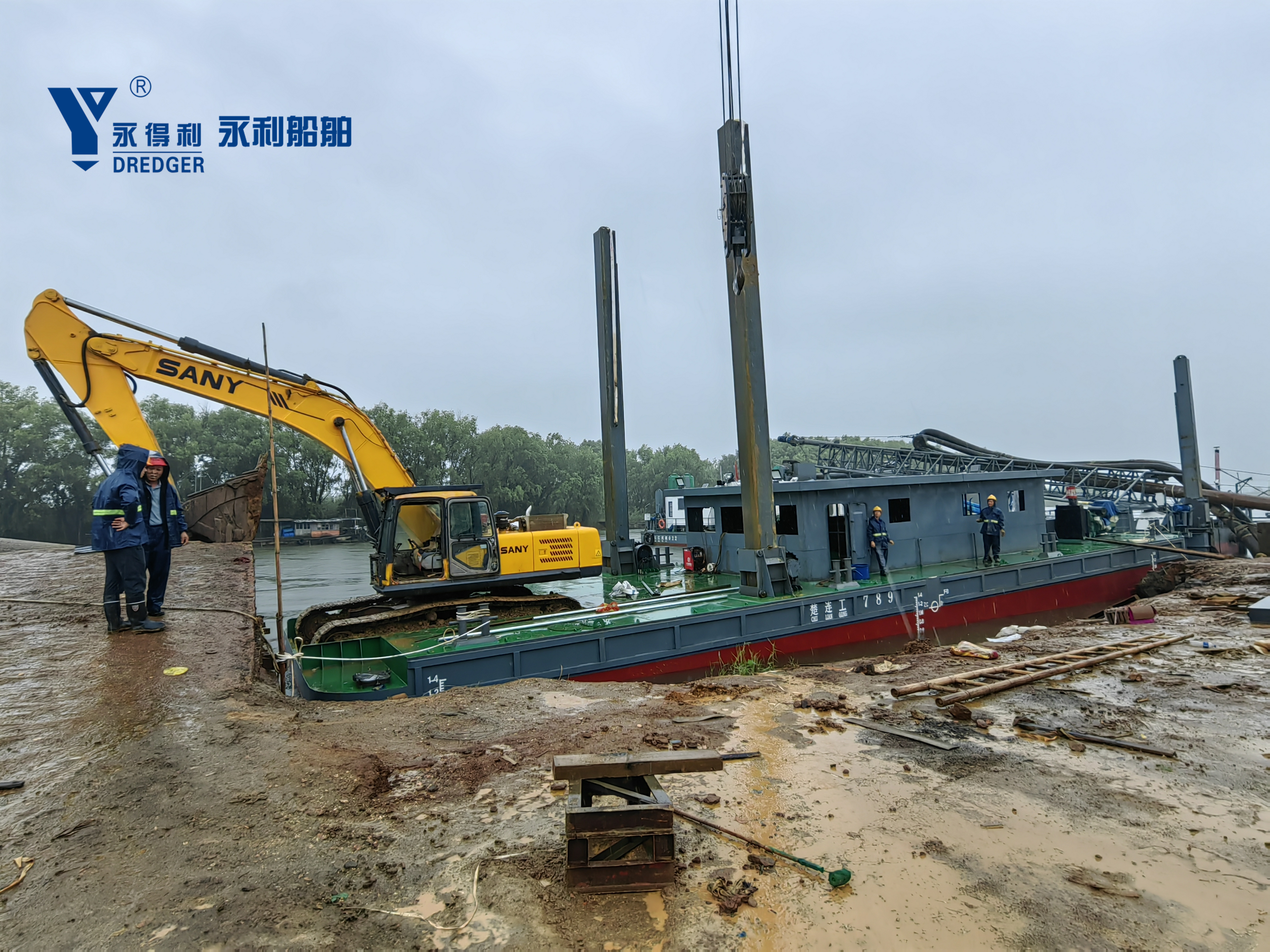 Assembled Structure Backhoe Dredger Price High-Efficiency River Sediment Removal Project