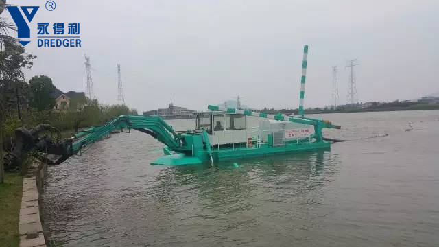 China Yongli Made 500m3/hour Multi-functional Amphibious dredger