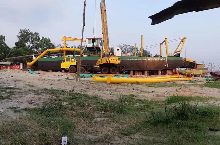 dredger