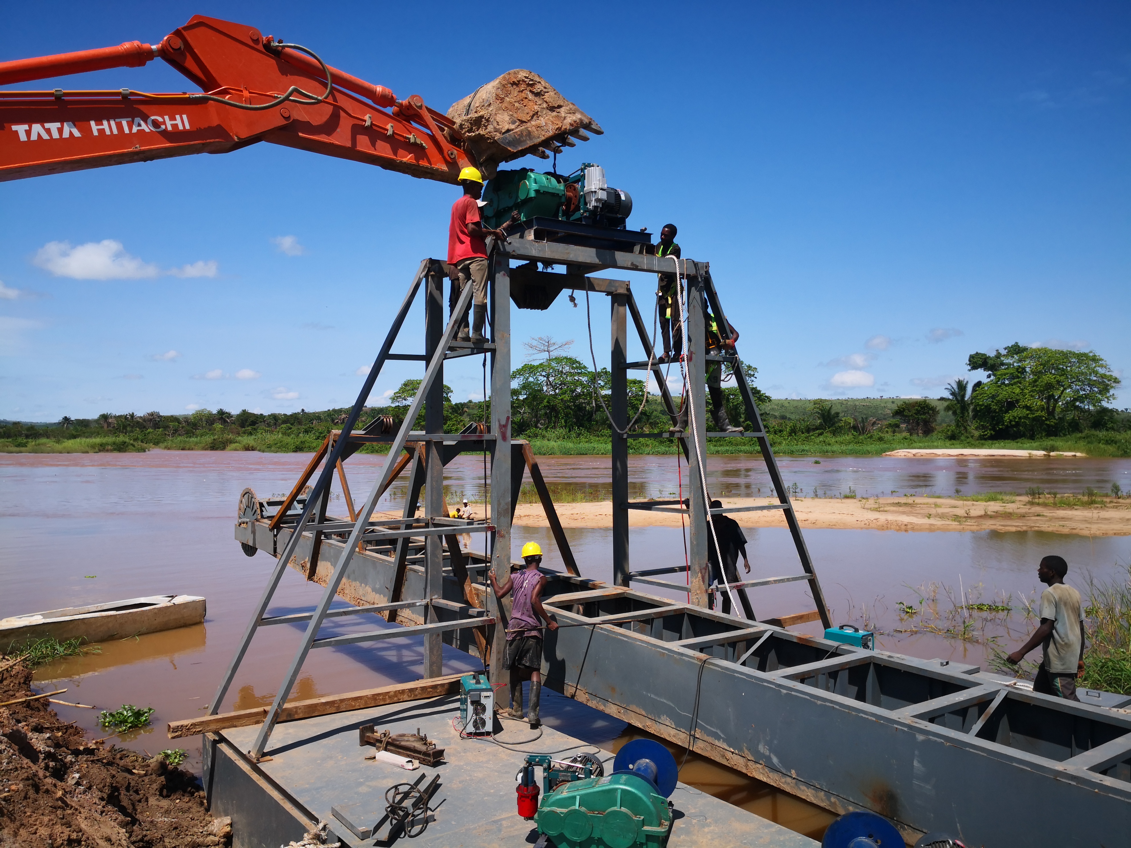 diamond dredger