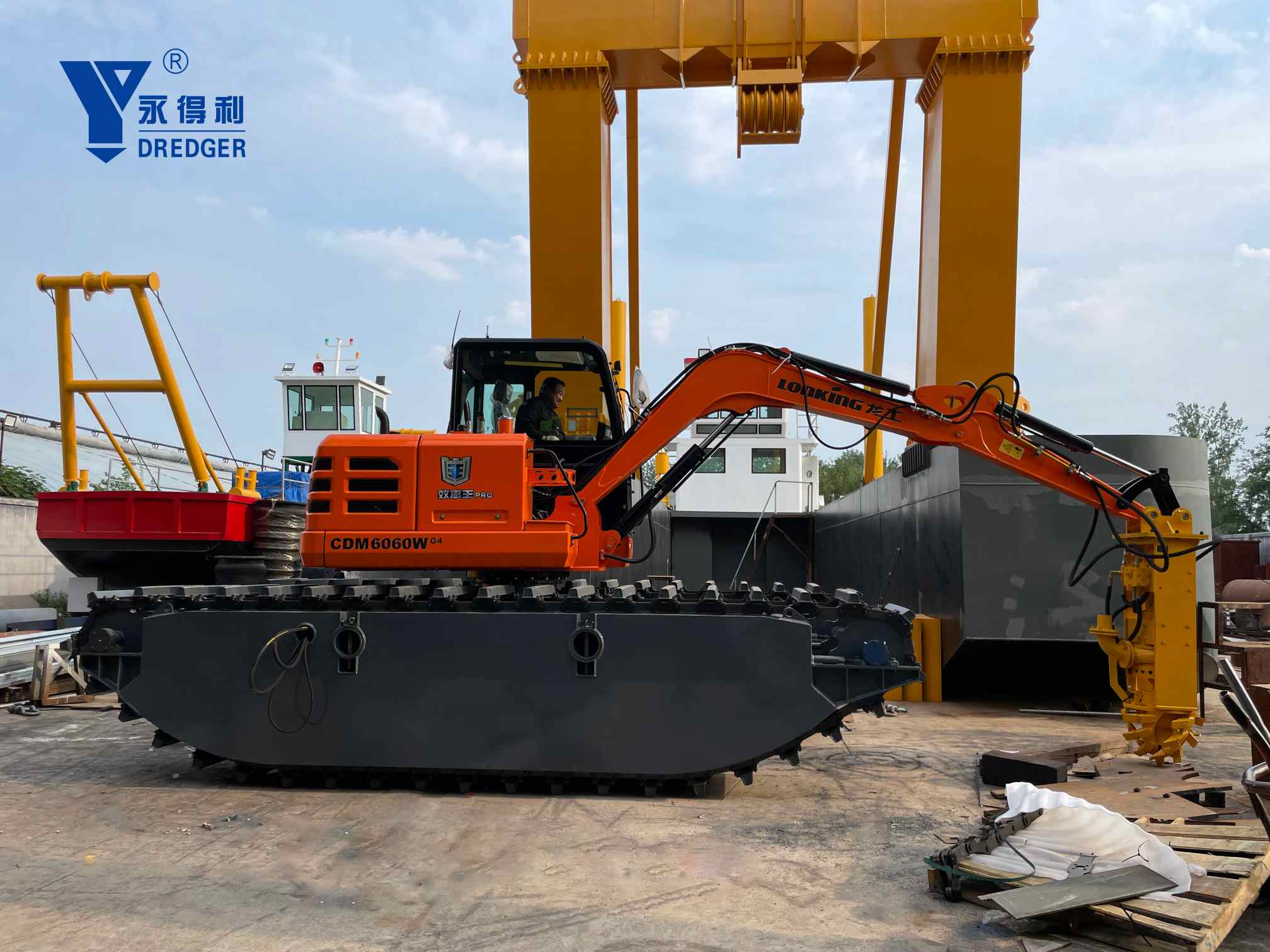 China yongli Made amphibious excavator is used in Indonesia