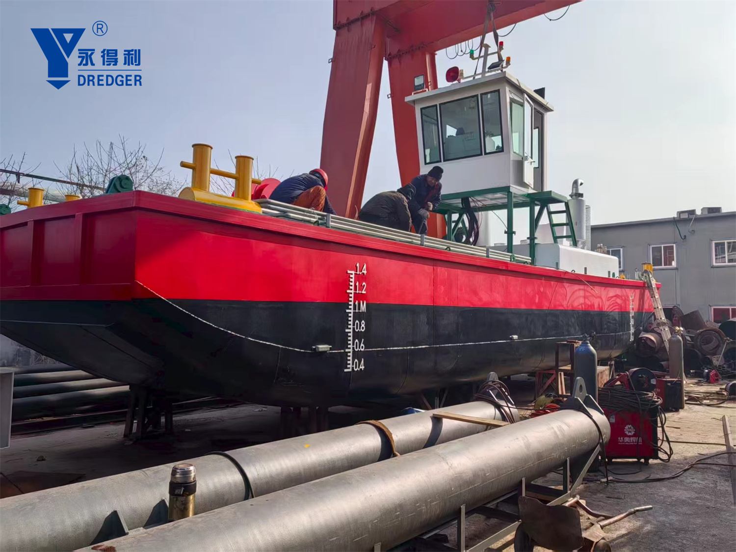 2 propellers work boat is being packaged